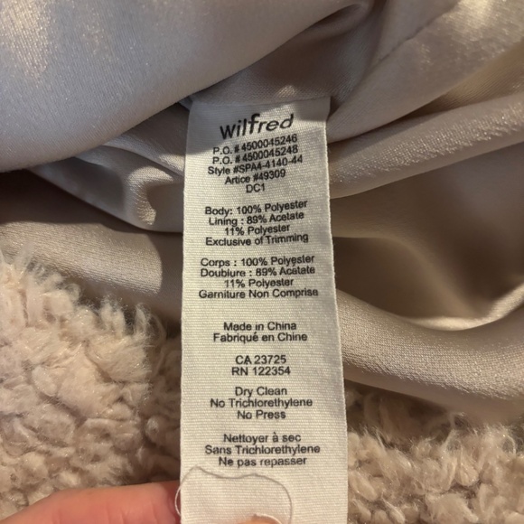 Aritizia Wilfred Chatou Sherpa Teddy Faux Fur Vest in Cream size large - Picture 3 of 4